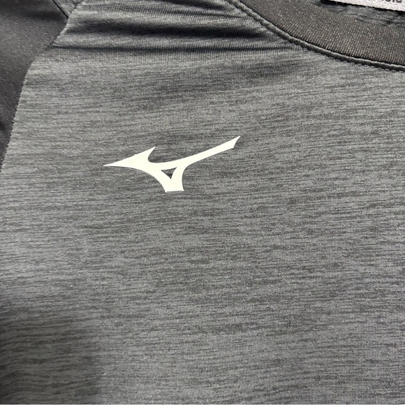 Youth Mizuno Alpha Stretch Long Sleeve Base Layer Shirt Athletic Boys XL - Picture 2 of 7